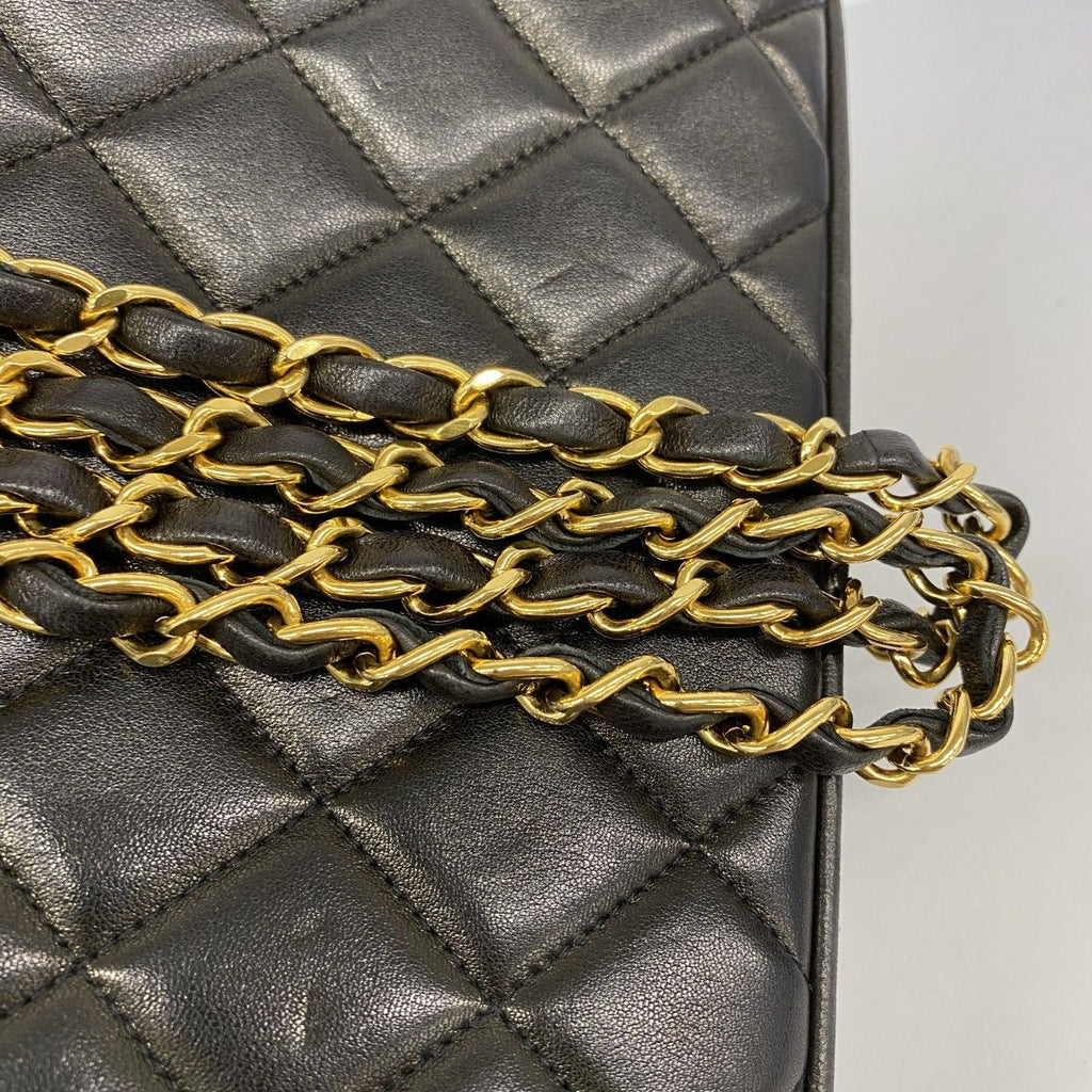 Chanel Shoulder Bag Quilted Brilliant Lambskin Black Gold — view 8