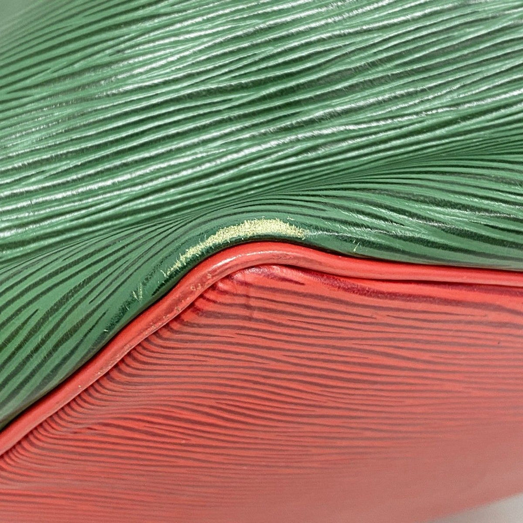 Louis Vuitton Shoulder Bag Epi Petit Noe Borneo Green Castilian — view 6