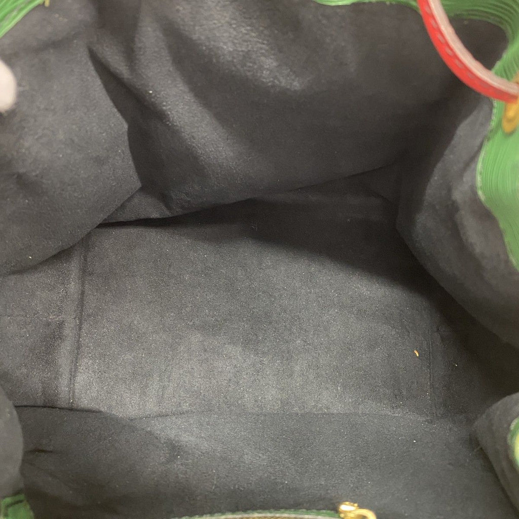 Louis Vuitton Shoulder Bag Epi Petit Noe Borneo Green Castilian — view 4