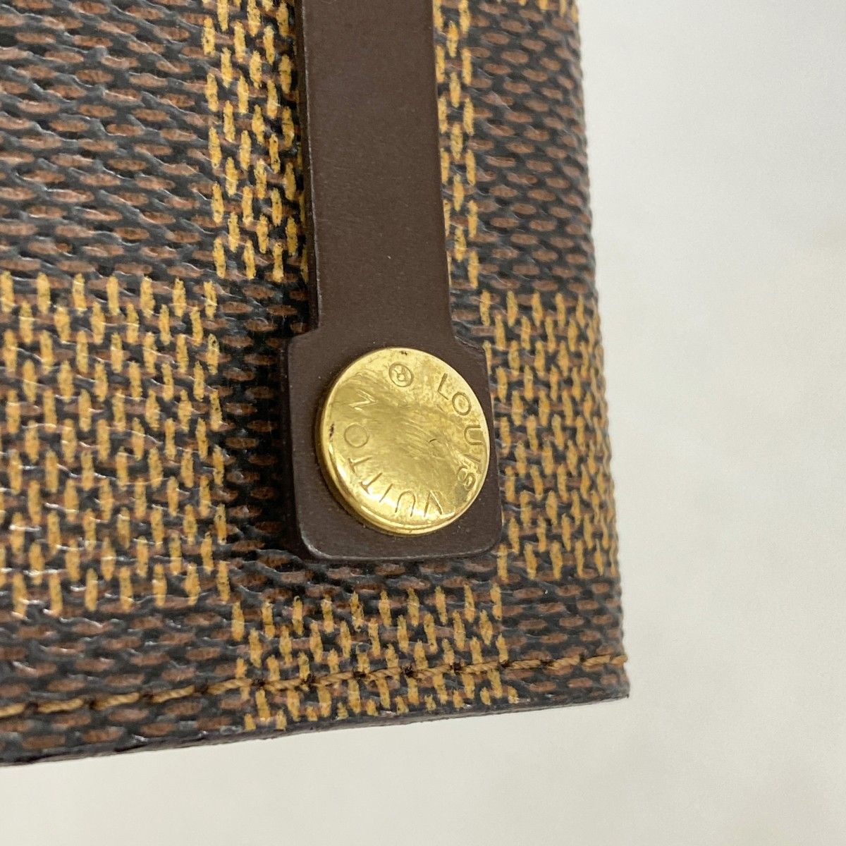 Louis Vuitton Key Case Damier Clochette PM Ebene Key Holder — view 6