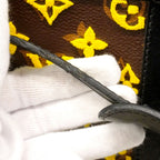 Louis Vuitton Shoulder Bag Monogram Tufting Vertical Soft Trunk Joanne — view 8