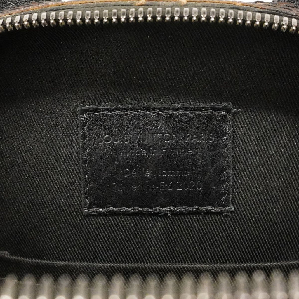 Louis Vuitton Shoulder Bag Monogram Tufting Vertical Soft Trunk Joanne — view 5