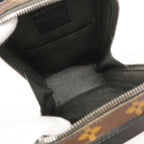 Louis Vuitton Shoulder Bag Monogram Tufting Vertical Soft Trunk Joanne — view 4