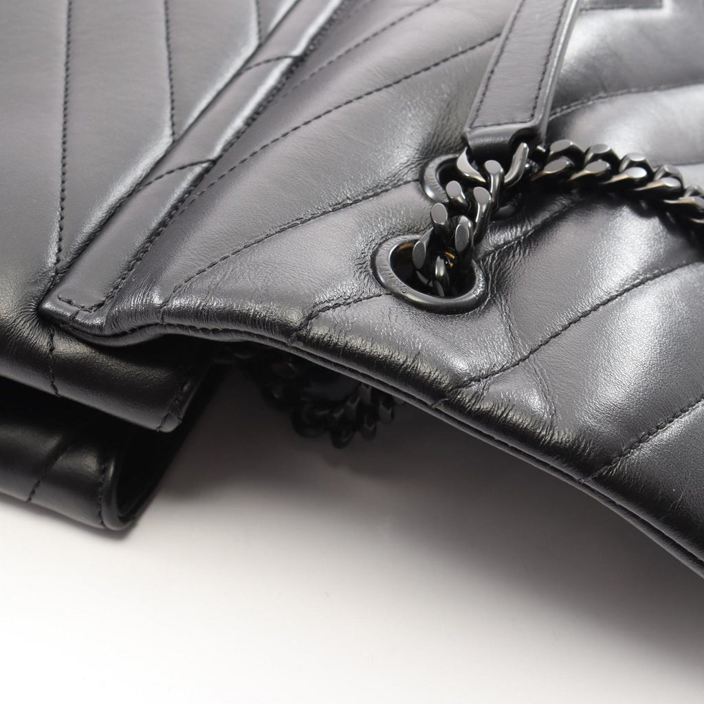 Saint Laurent Paris Shoulder Bag Loulou Large Black Leather — view 7