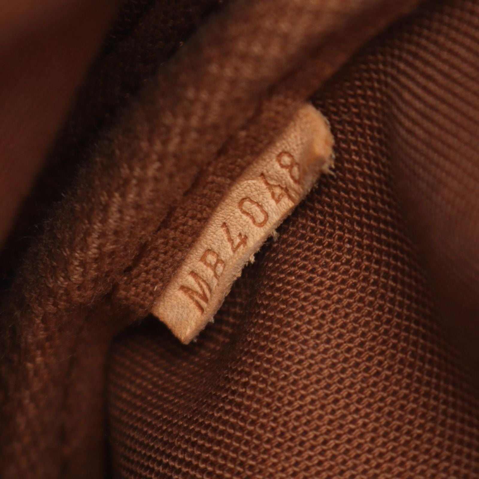 Louis Vuitton Shoulder Bag Saumur 30 Canvas Leather — view 6