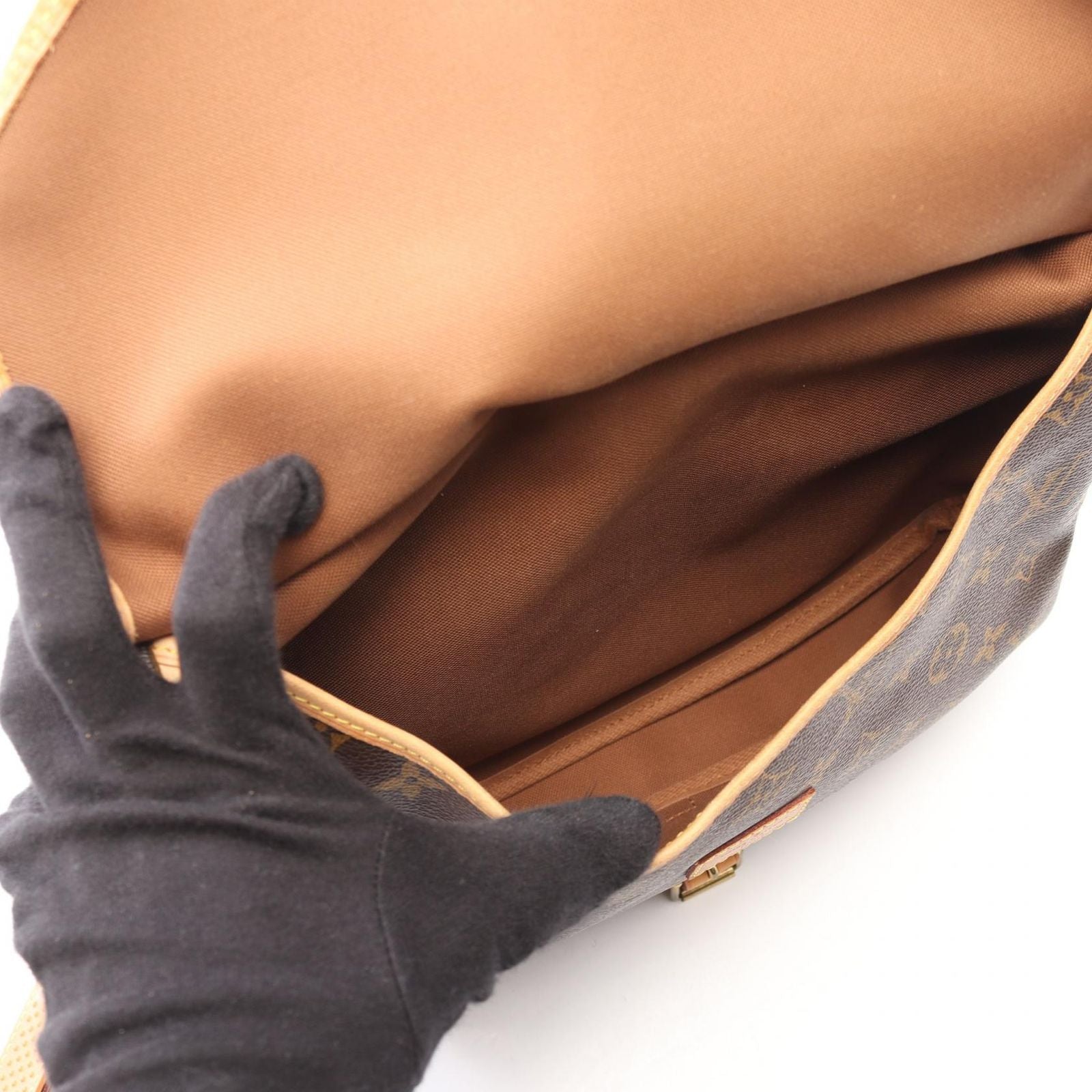 Louis Vuitton Shoulder Bag Saumur 30 Canvas Leather — view 3