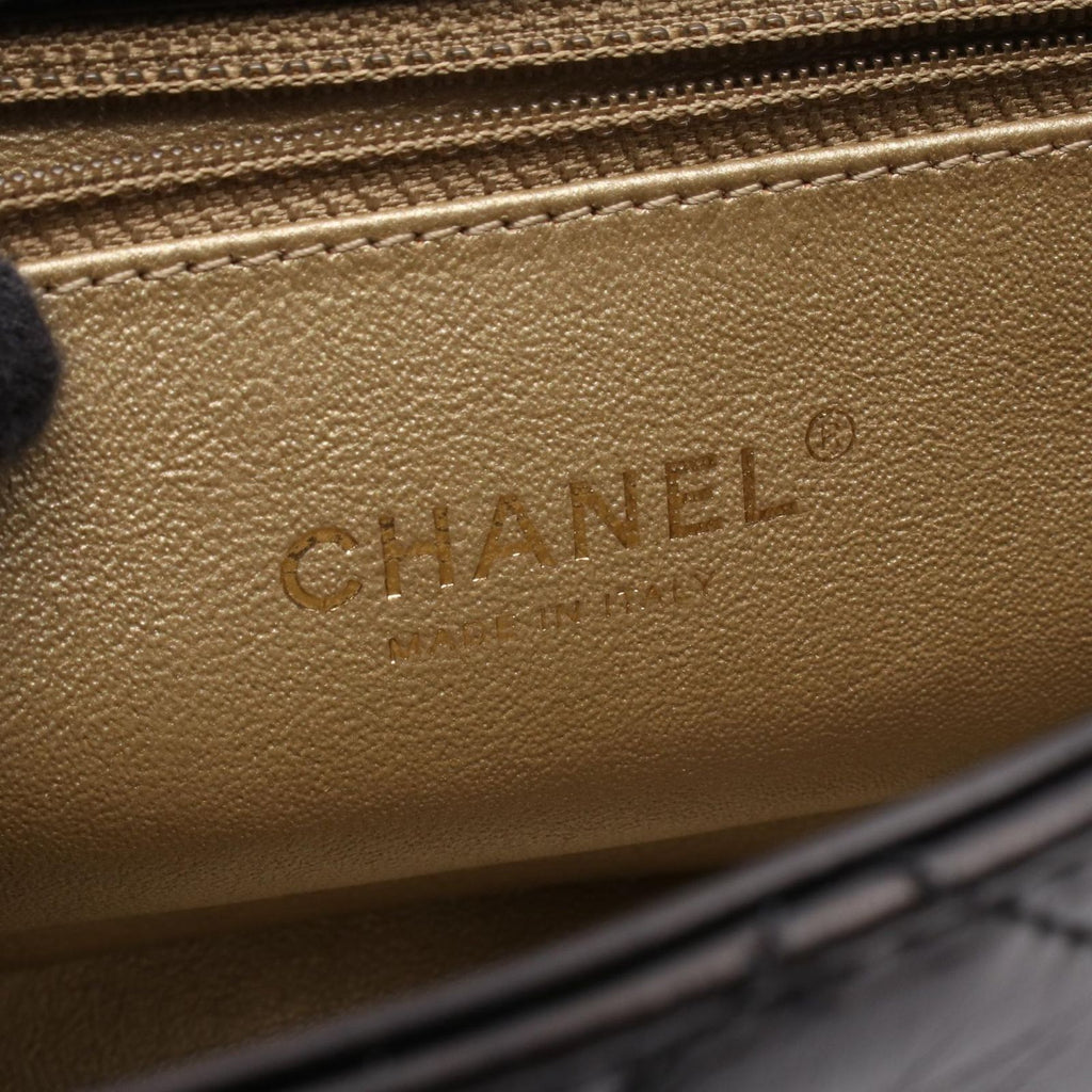 Chanel Shoulder Bag Quilted Single Flap Black Leather Chain — view 4
