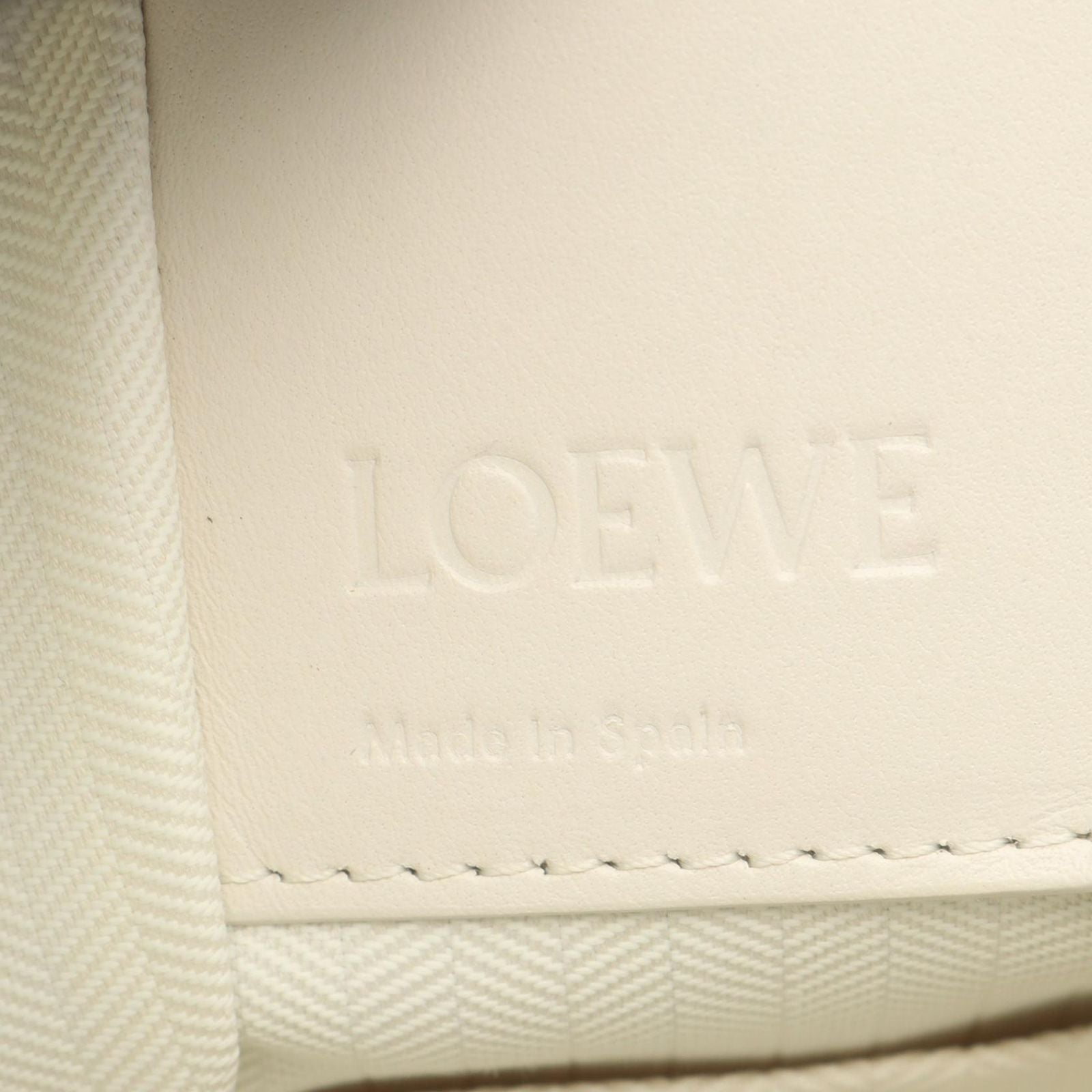 Loewe Handbag Hammock Bag Compact 2-Way White Leather — view 4