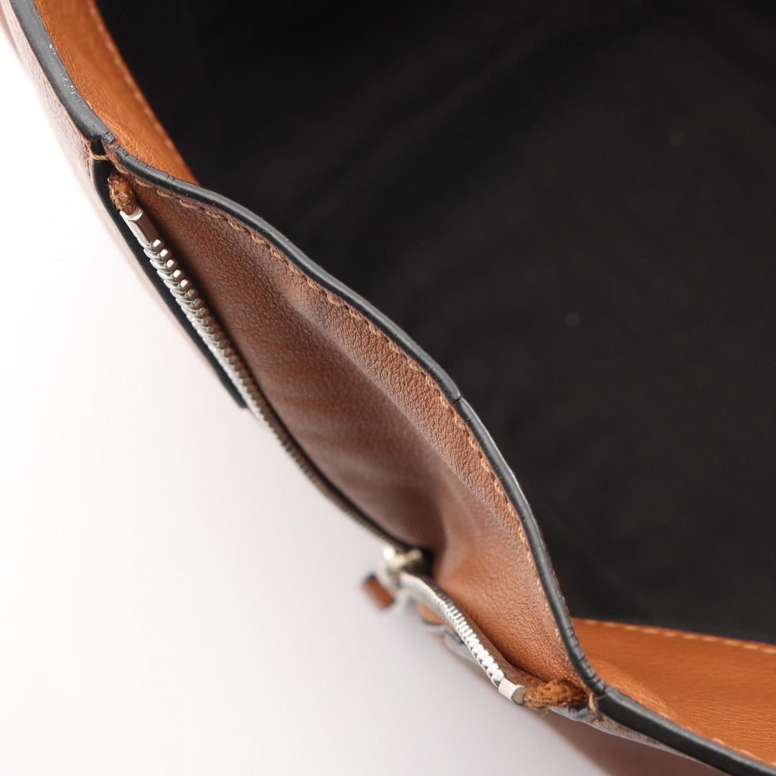 Loewe Handbag Hammock Small 2-Way Brown Leather — view 5