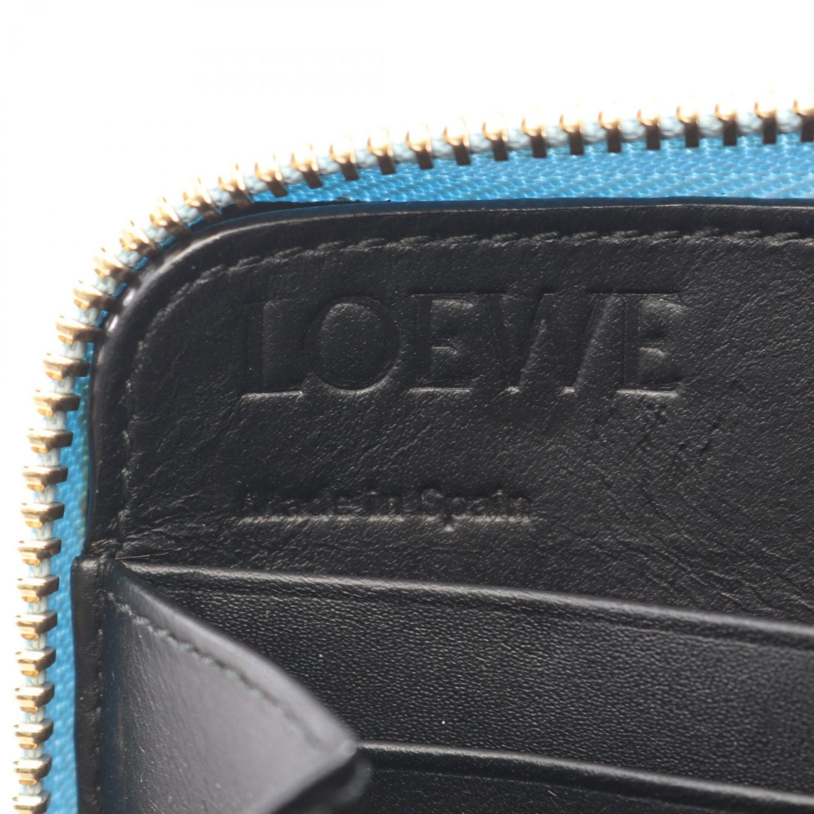 Loewe Round Wallet Linen Zip Around Light Blue Leather Repeat Anagram — view 4