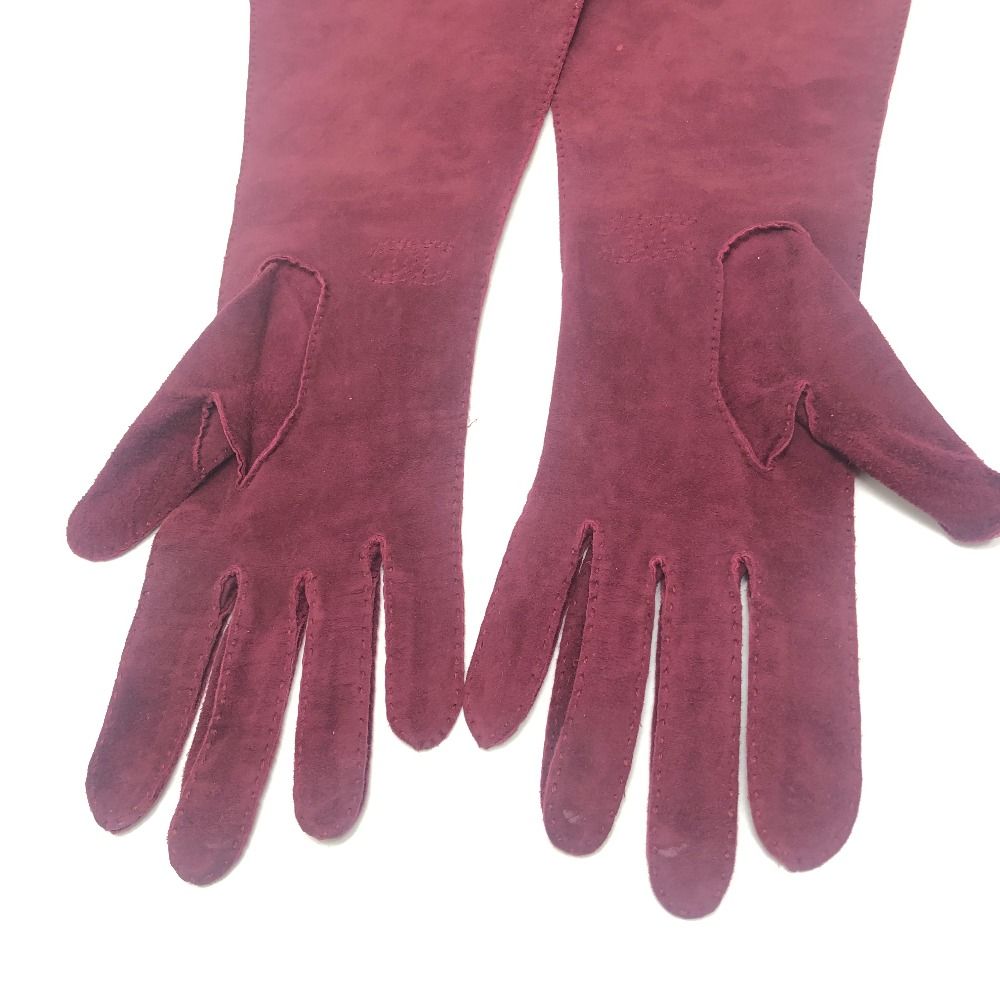 Chanel Gloves CC Logo Suede Wine — view 4