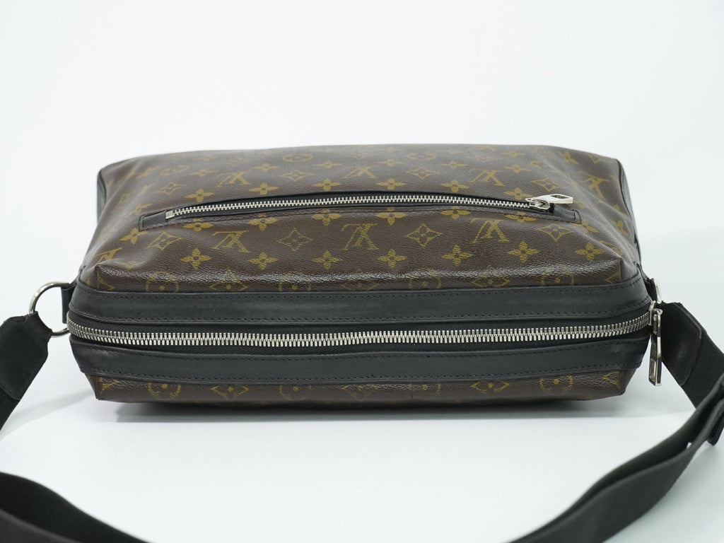 Louis Vuitton LV Torres Monogram Macassar Shoulder Bag Brown Black — view 5