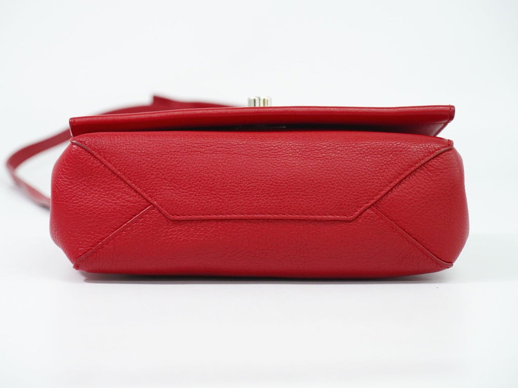 Louis Vuitton LV Lockme 2 Calf Leather 2-Way Shoulder Bag Ruby — view 3