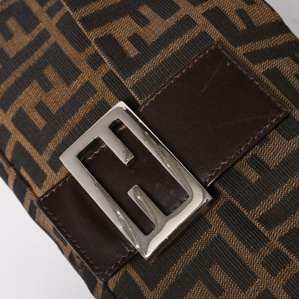 Fendi Mamma Baguette Bag Canvas Leather Brown Zucca Pattern Silver — view 7