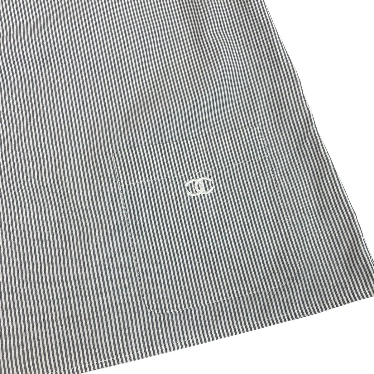 Chanel CC Logo Short Sleeve Striped Shirt 38 Gray White Cotton — view 7