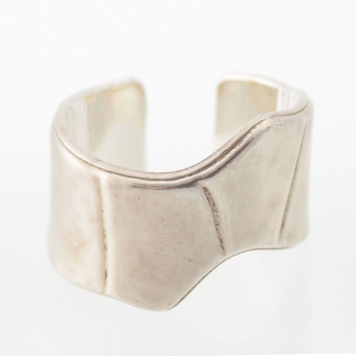 Hermes Memoire Croco Bamboo Pattern Ring Ali Silver — view 2