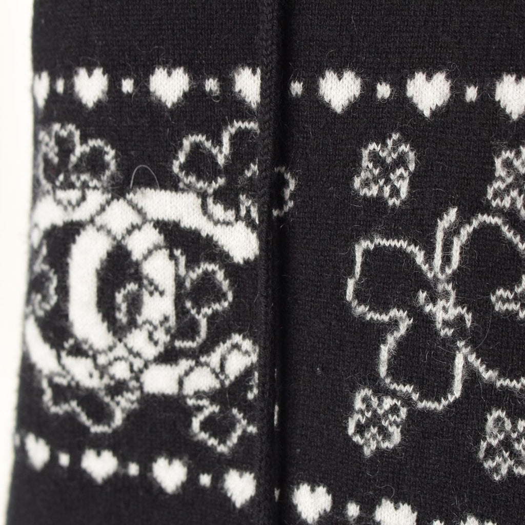 Chanel Cashmere Cotton CC Logo Clover Hoodie Knit Vest Top Black White 38 — view 7