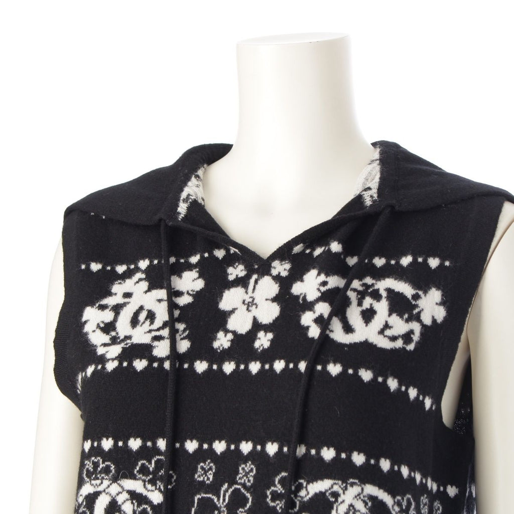 Chanel Cashmere Cotton CC Logo Clover Hoodie Knit Vest Top Black White 38 — view 5