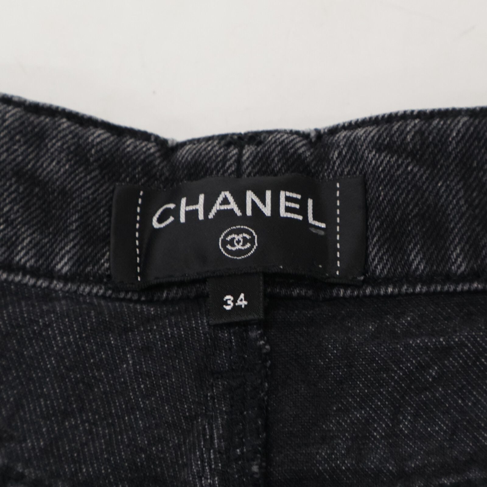 Chanel CC Logo Button Quilted Zip Fly Denim Pants 34 — view 3