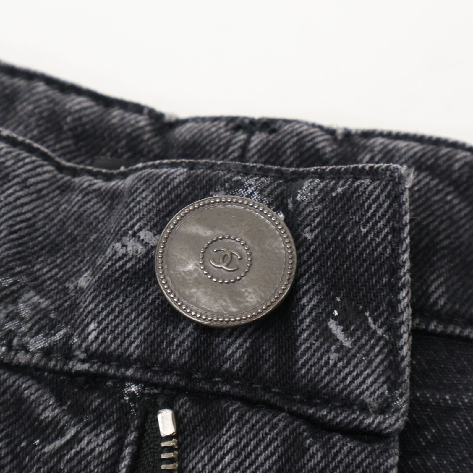 Chanel CC Logo Button Quilted Zip Fly Denim Pants 34 — view 6