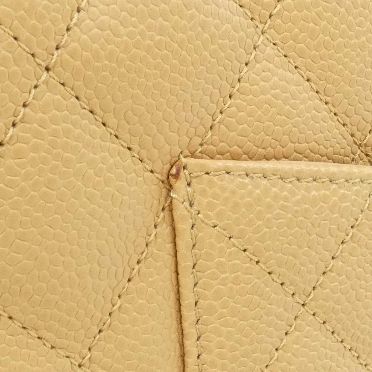 Chanel Boston Bag Travel Bags Beige — view 6