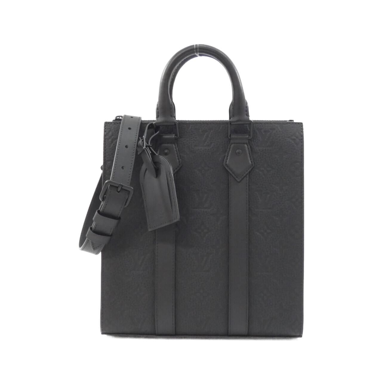 Louis Vuitton Taurillon Monogram Sac Plat Cloth