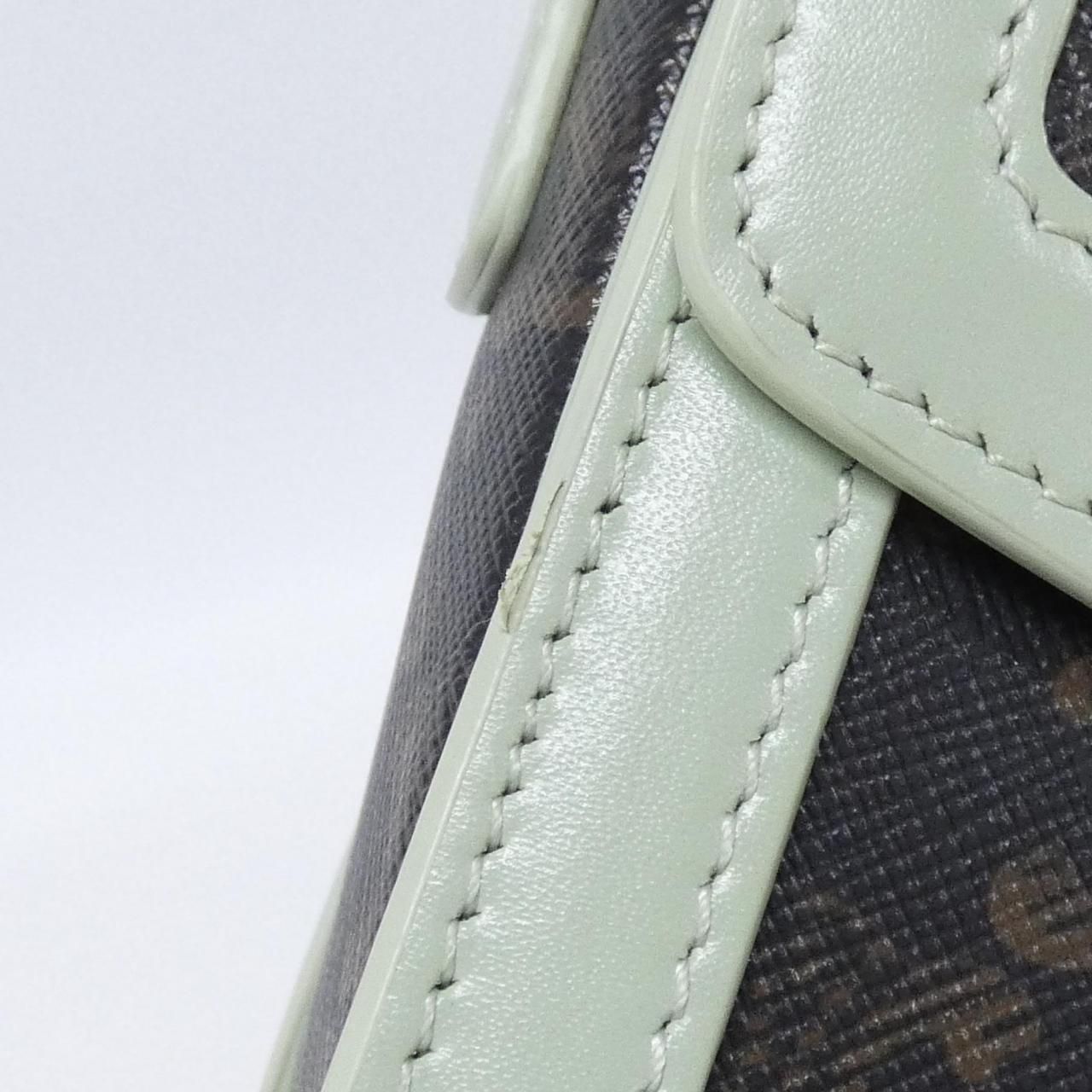 Celine Teen Triomphe Shoulder — view 4