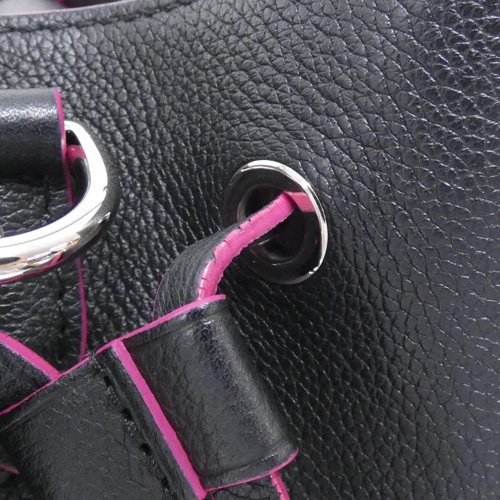 Louis Vuitton Lockme Bucket Shoulder — view 5