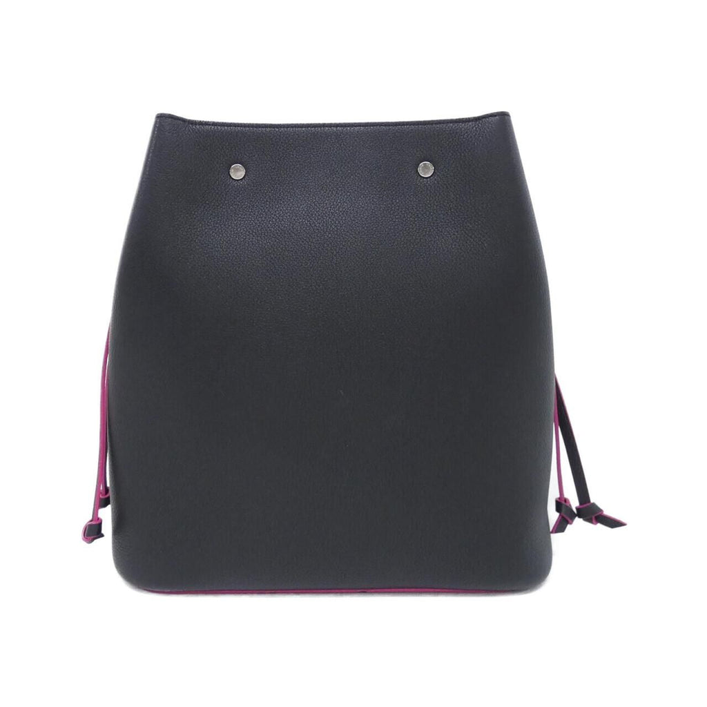 Louis Vuitton Lockme Bucket Shoulder — view 2