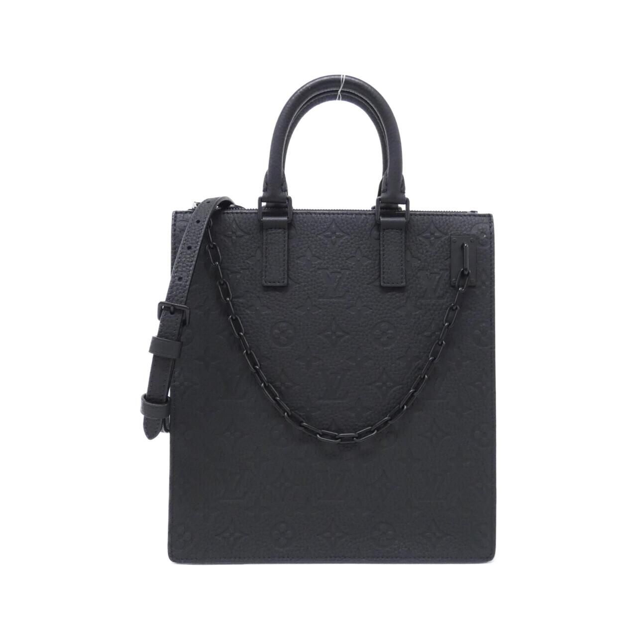 Louis Vuitton Taurillon Monogram Sac Plat Messenger