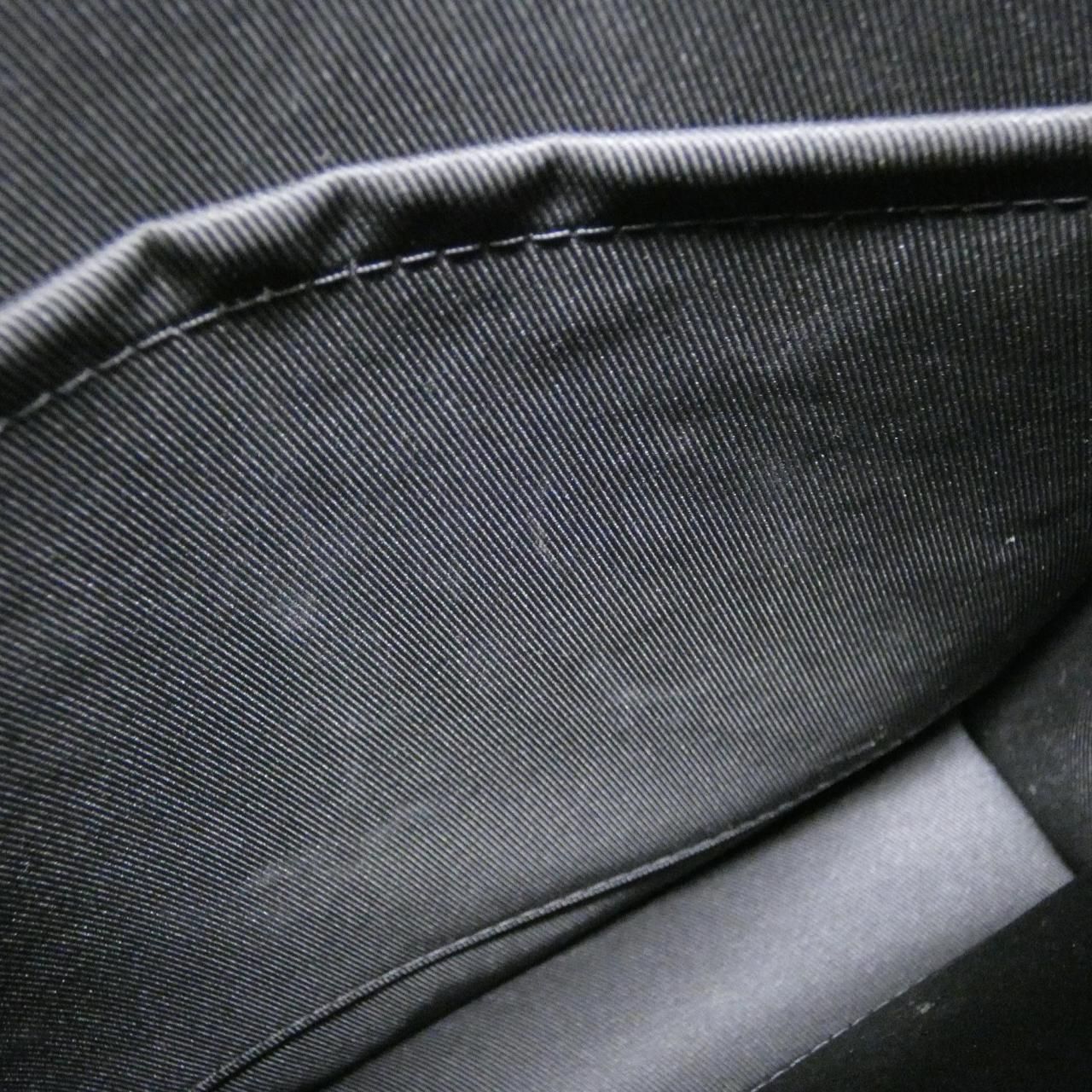 Louis Vuitton Taurillon Monogram Sac Plat Messenger — view 8