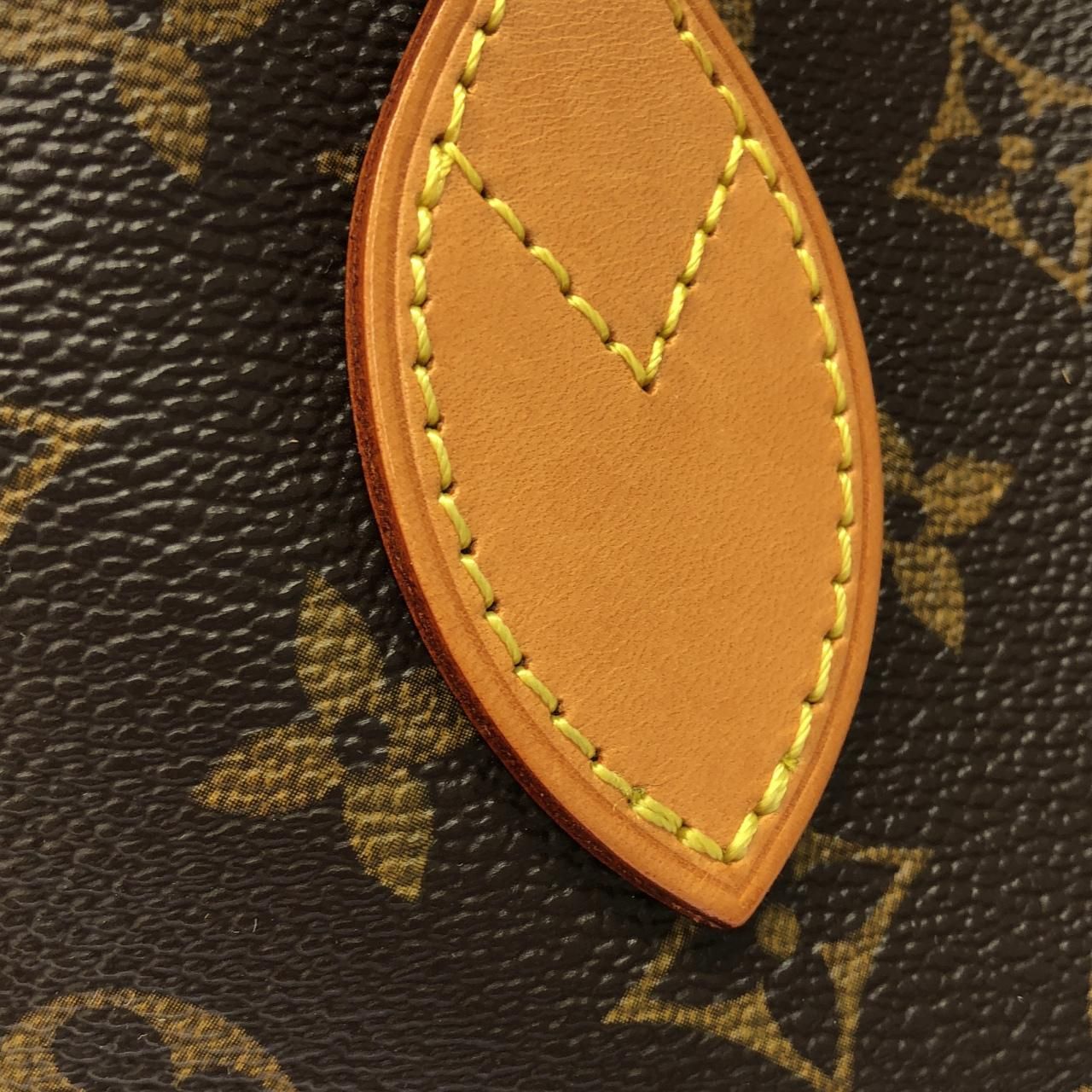 Louis Vuitton Monogram Neverfull PM — view 3