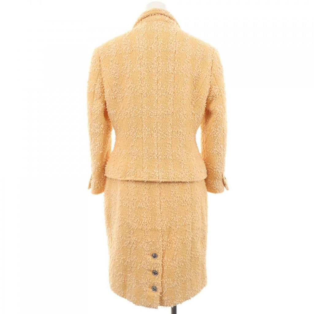 Chanel Vintage Suit Orange — view 2
