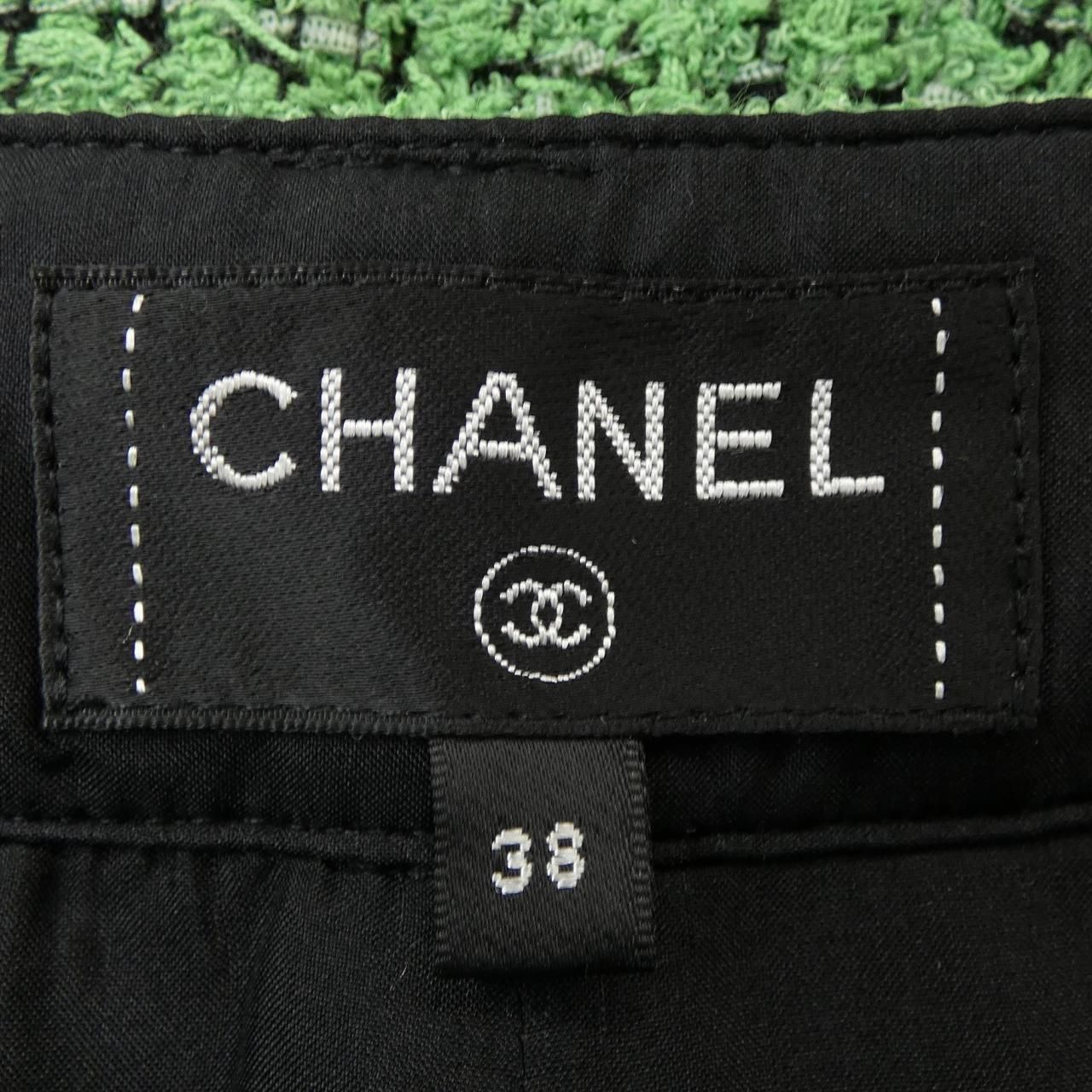 Chanel Shorts Green — view 5