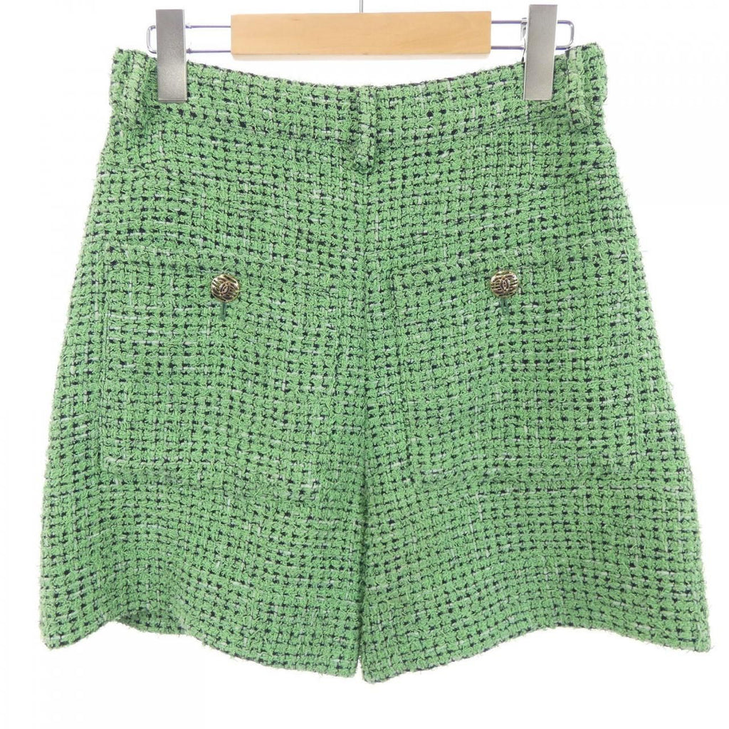 Chanel Shorts Green — view 2