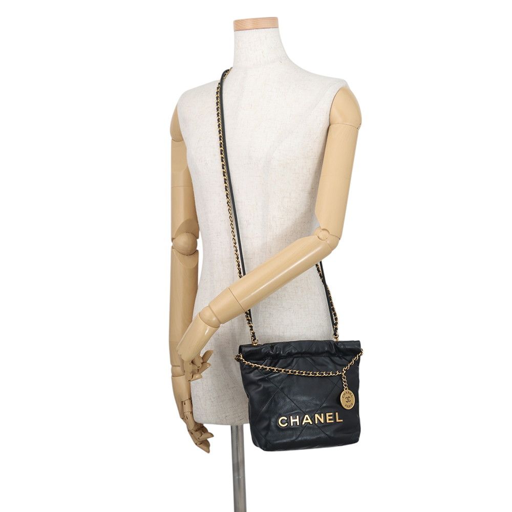 Chanel Handbag 22 Mini CC Logo Shiny Calf Leather 2-Way Shoulder Black — view 5