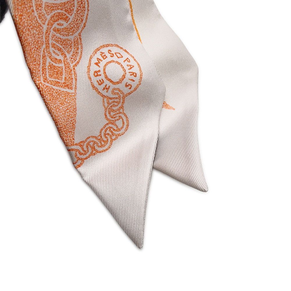 Hermes Scarf Twill Book Boucles Et Maillons — view 7