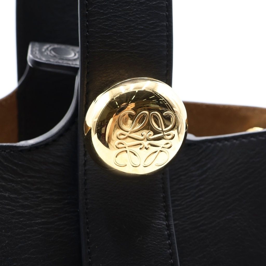 Loewe Pebble Bucket Bag Mini Leather Gold 2-Way Black — view 4