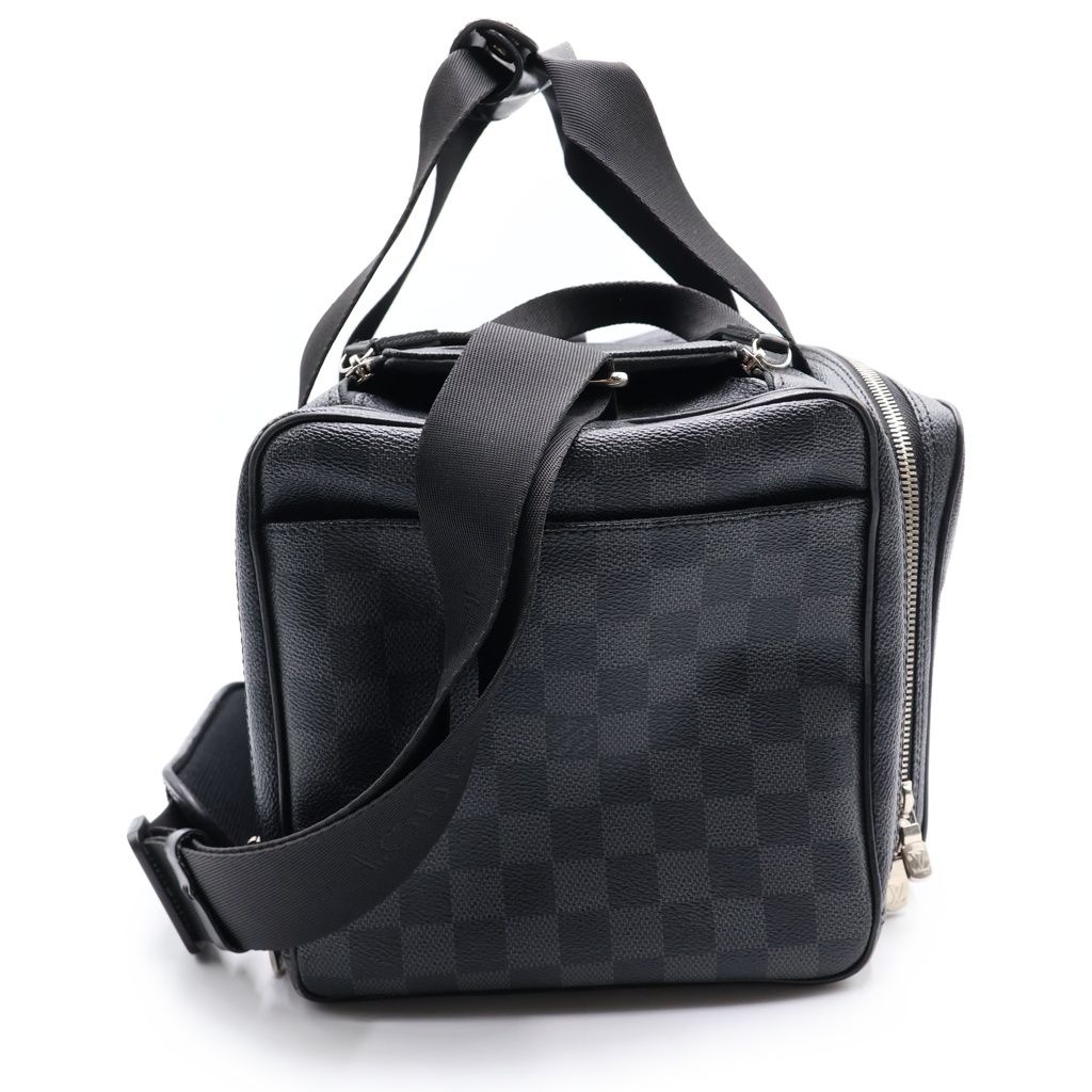 Louis Vuitton Damier Graphite Camera Bag Black Leather Silver — view 3