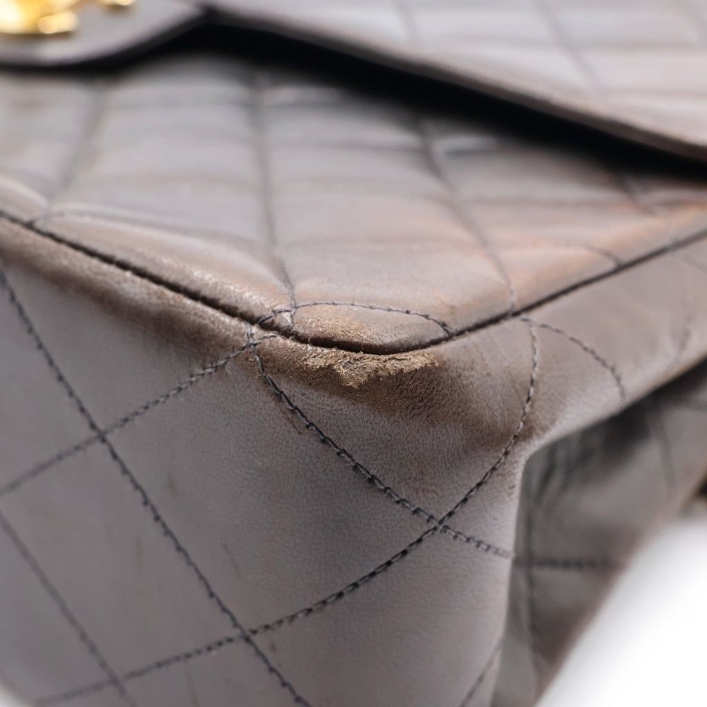 Chanel Maxi Quilted 30 Lambskin Gold Chain Shoulder Bag Black — view 5