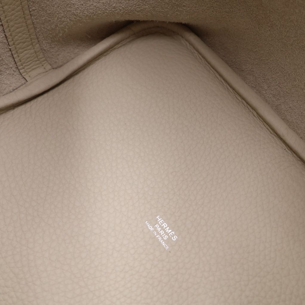 Hermes Picotin Lock MM Handbag Taurillon Clemence Silver Cles Gray — view 7