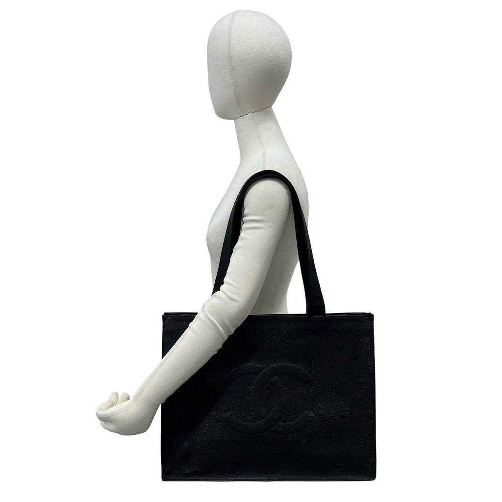 Chanel Card Seal Present Vintage CC Logo Caviar Leather Tote Black — view 2
