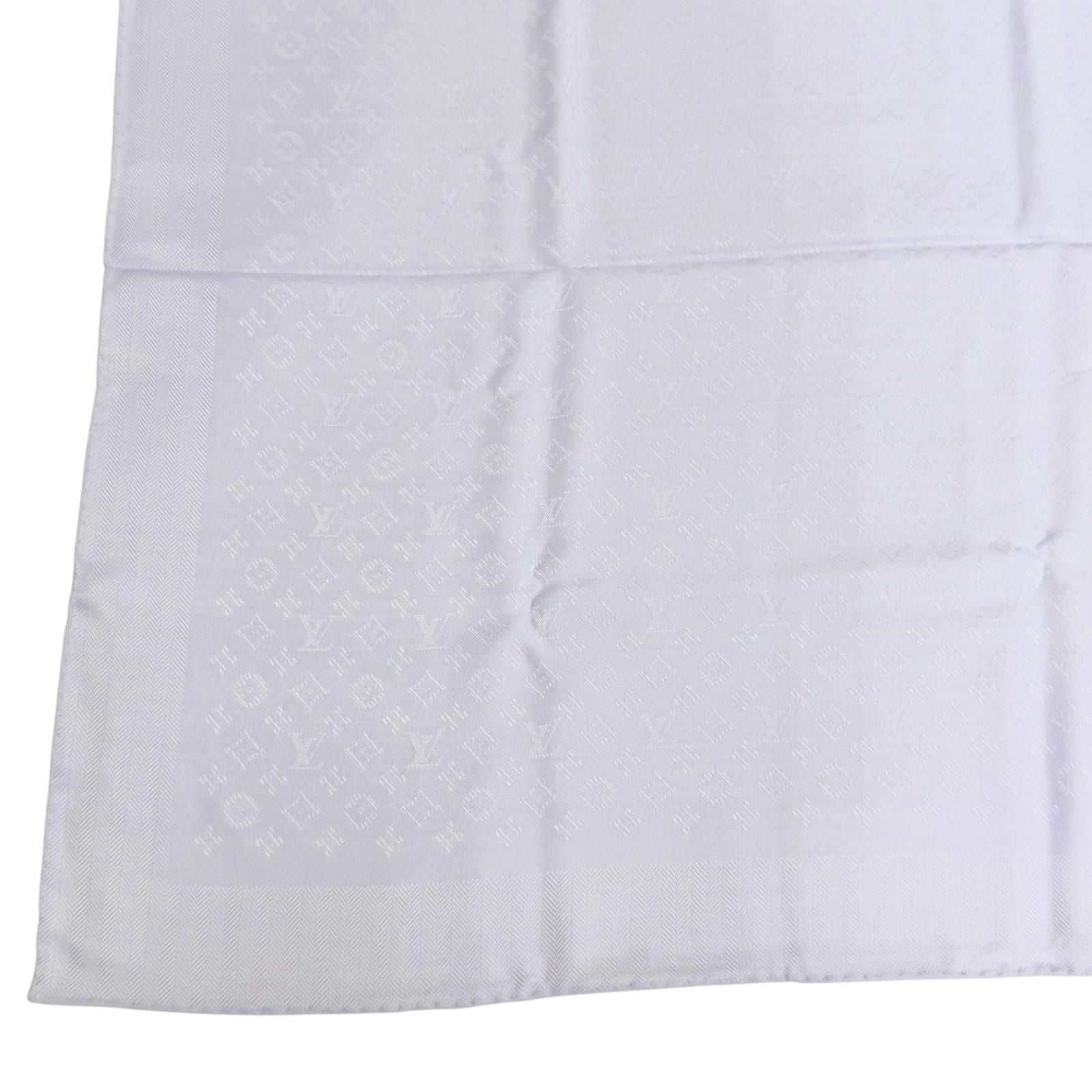 Louis Vuitton Evermore Shawl Silk Wool Monogram Light Purple Scarf — view 5