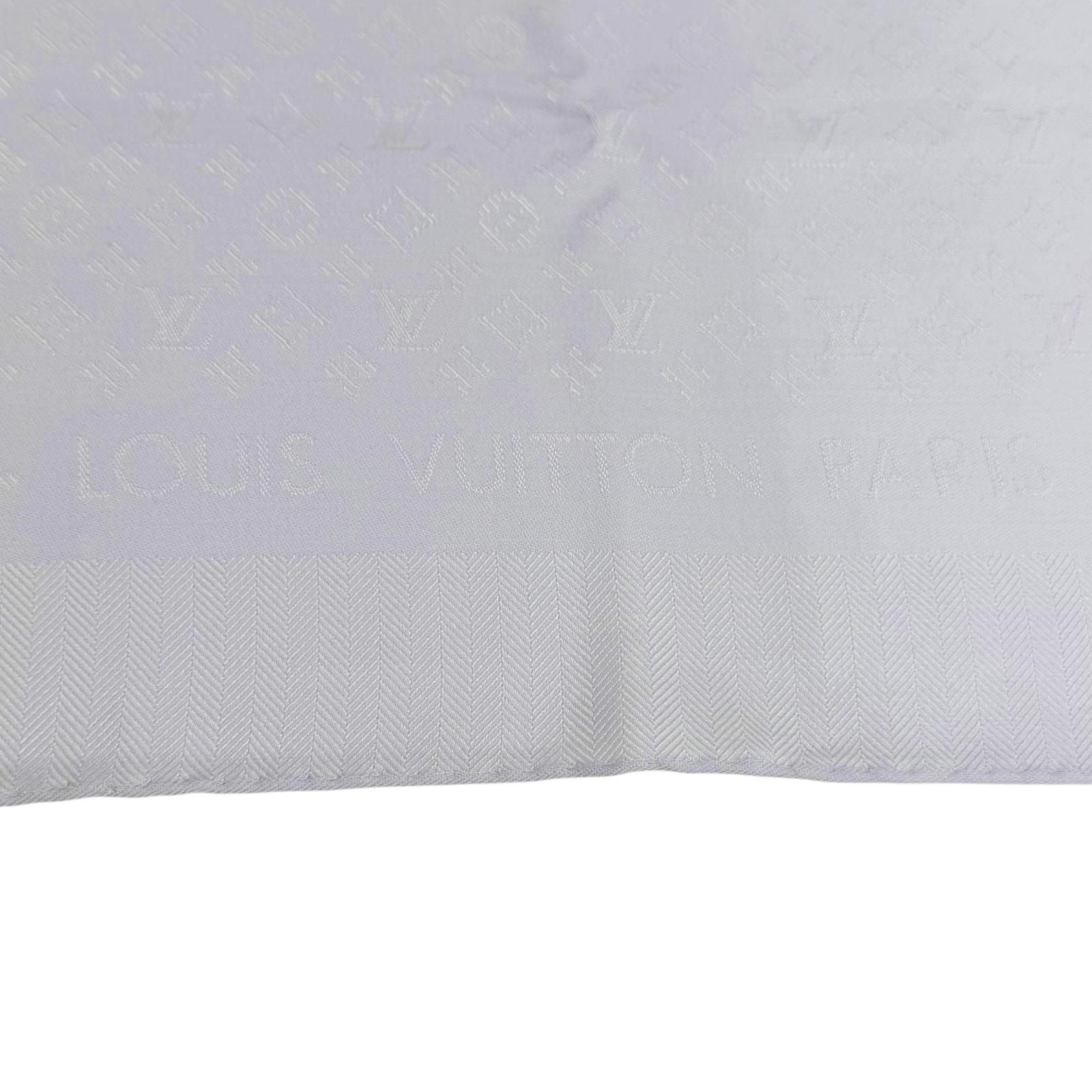 Louis Vuitton Evermore Shawl Silk Wool Monogram Light Purple Scarf — view 8