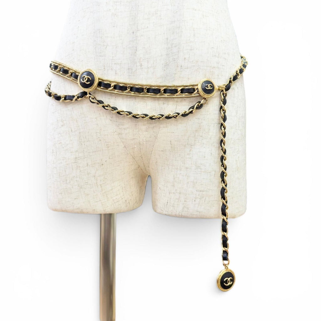 Chanel Vintage CC Logo Clover Leather Chain Belt Gold Black Recommended — view 2