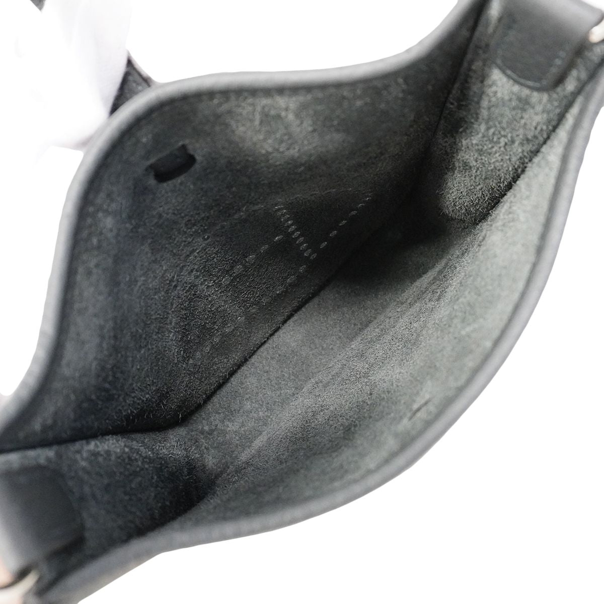 Hermes Shoulder Bag Evelyne TPM Taurillon Clemence Carbon Silver — view 4