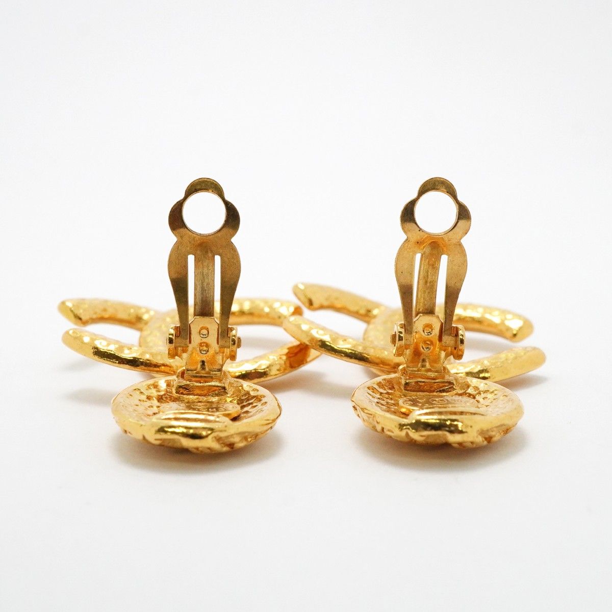 Chanel Earrings Vintage CC Logo Gold Plated — view 7