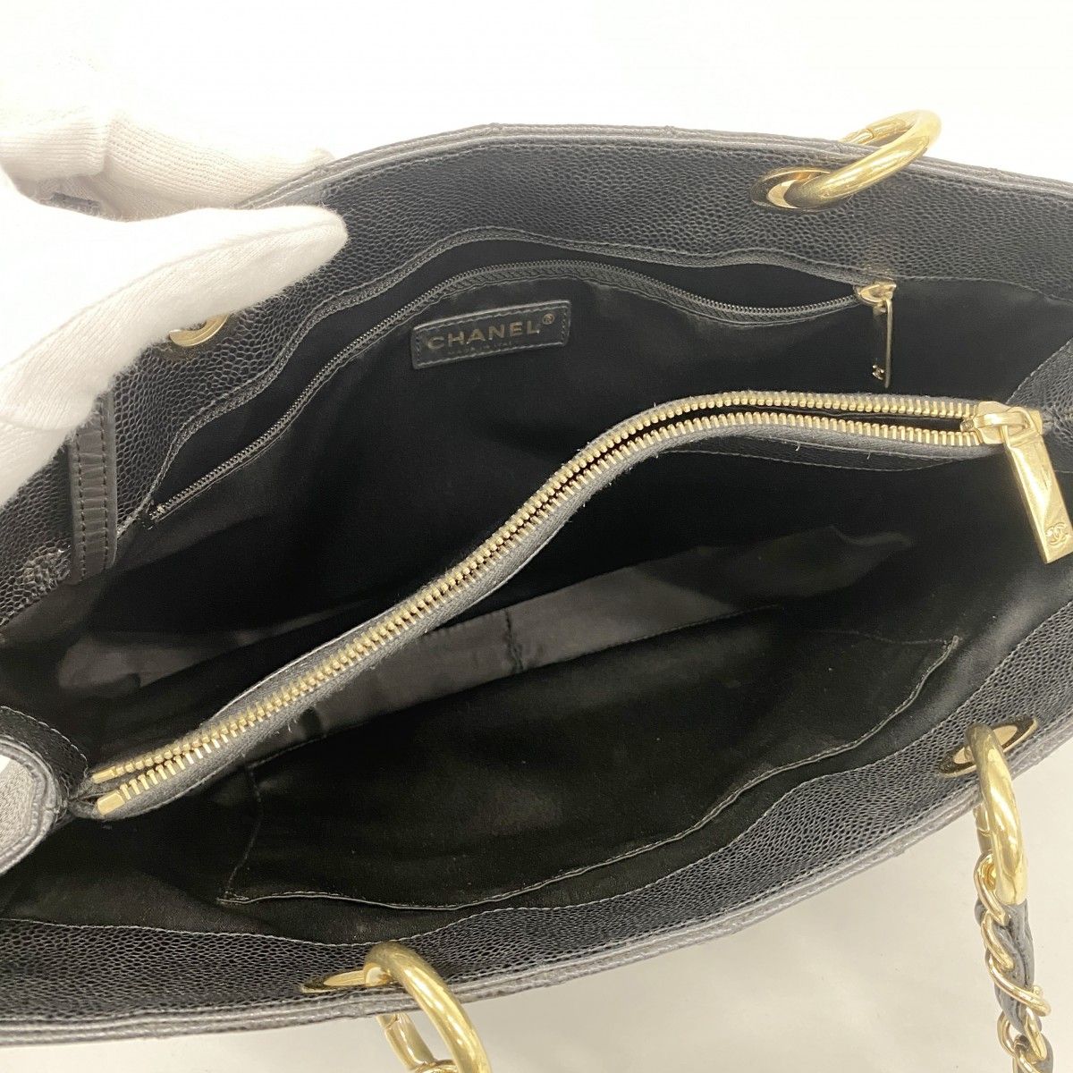 Chanel Chain Tote Quilted Caviar Leather Black Gold — view 4