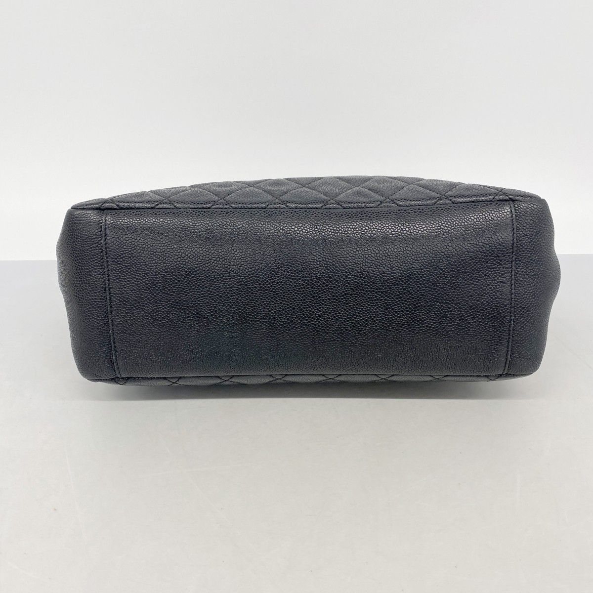 Chanel Chain Tote Quilted Caviar Leather Black Gold — view 3