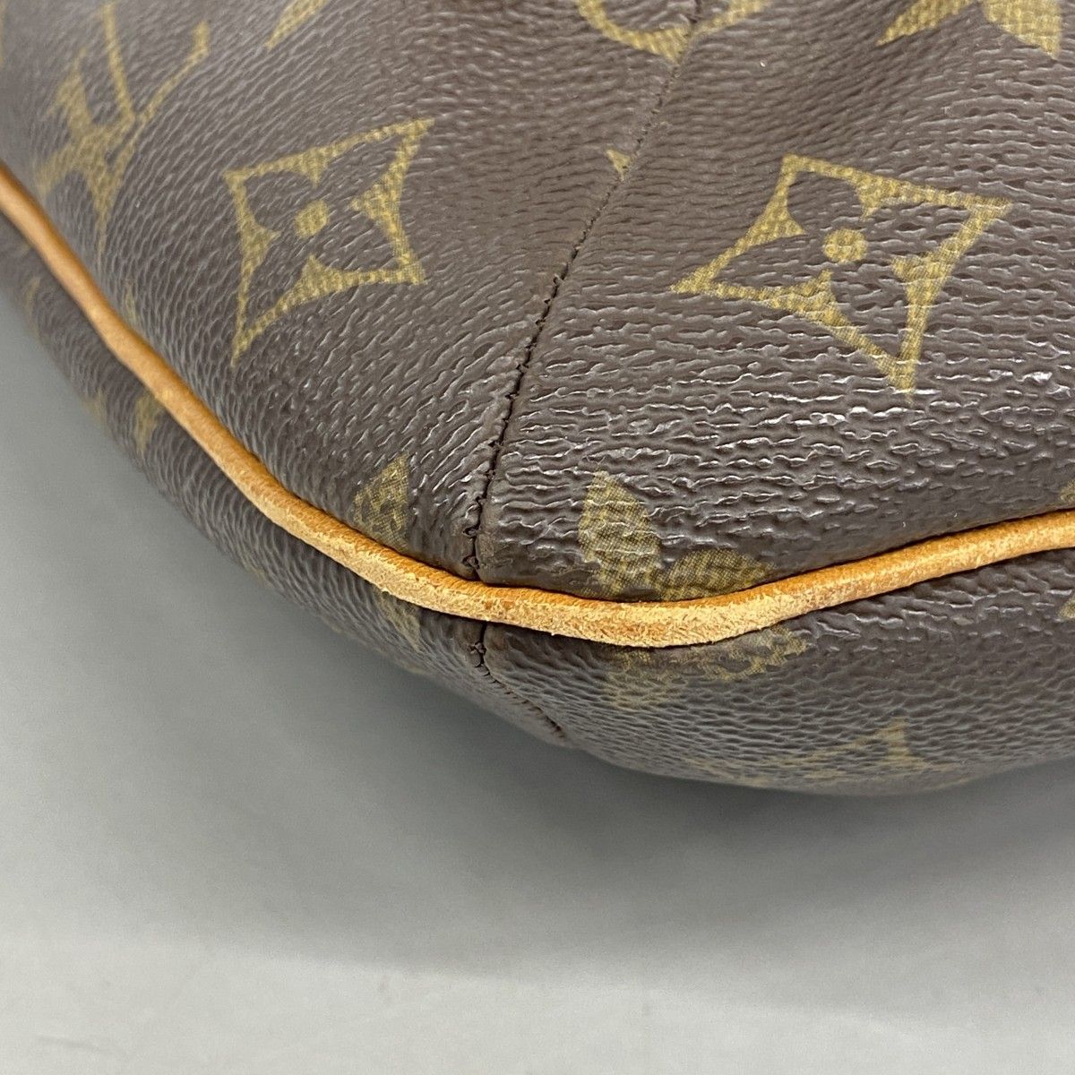 Louis Vuitton Shoulder Bag Monogram Musette Brown — view 8